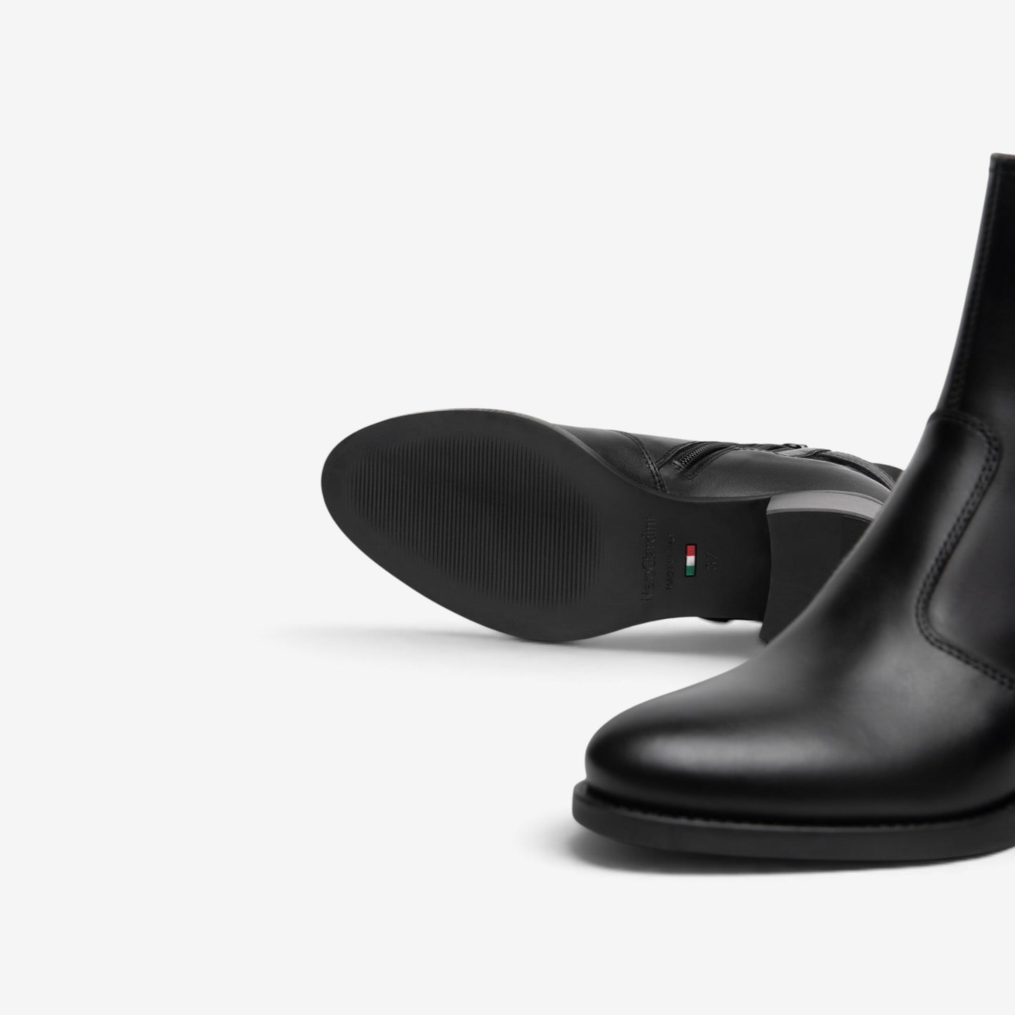 Nero Giardini | Stivaletto in pelle con elastico I617213D