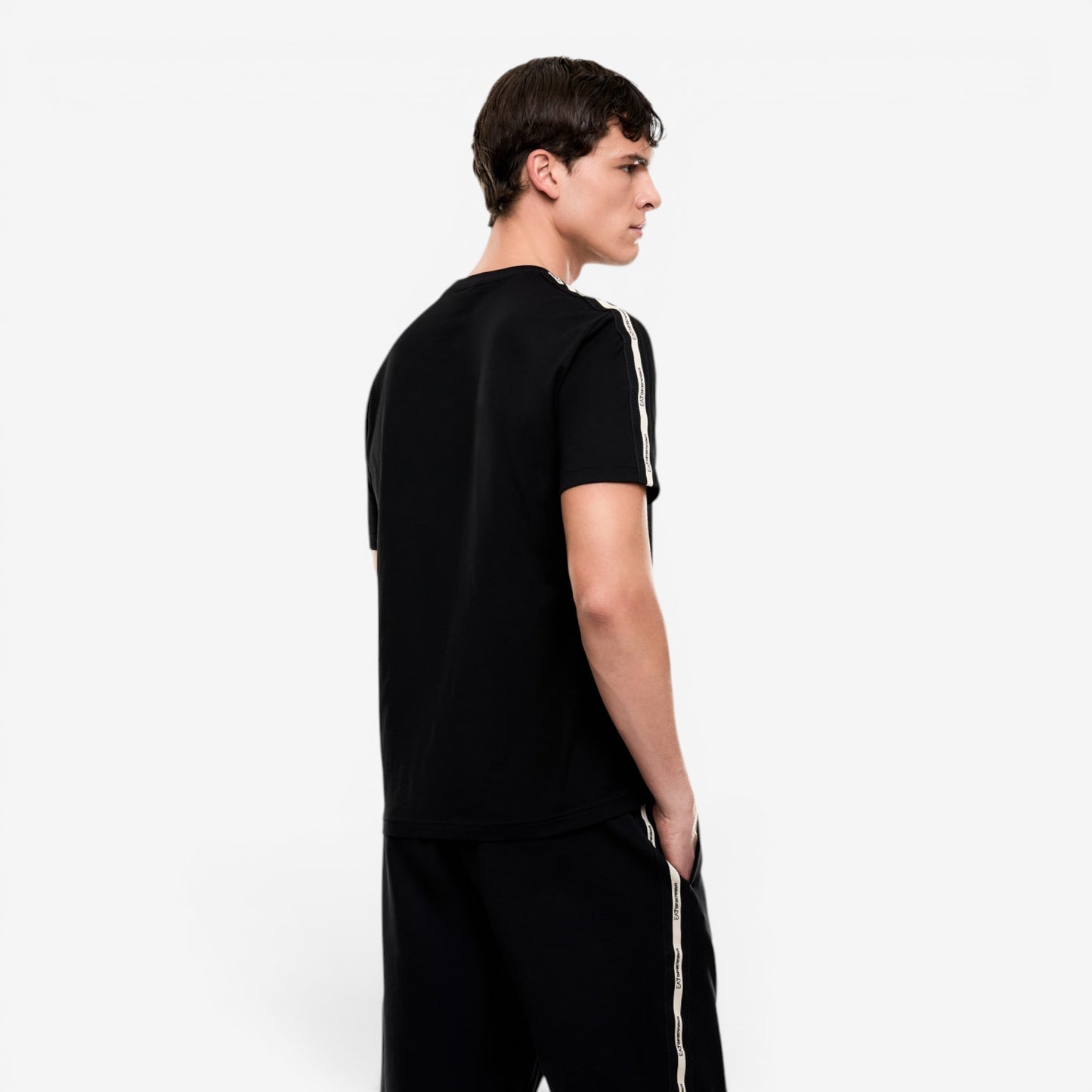 EA7 | T-shirt con patch gommato sul petto e banda laterale