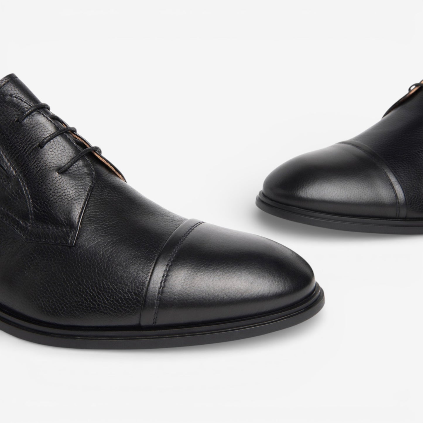 Nero Giardini | Stringata elegante con puntalino e soletta in memory