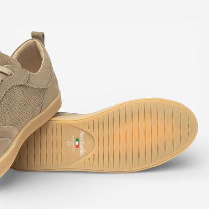 Nero Giardini | Sneakers in pelle scamosciata traforata