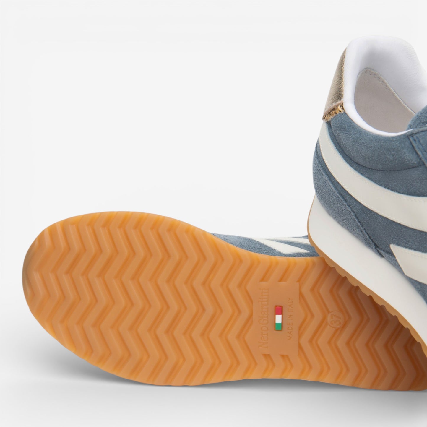 Nero Giardini | Sneakers scamosciata con suola color miele