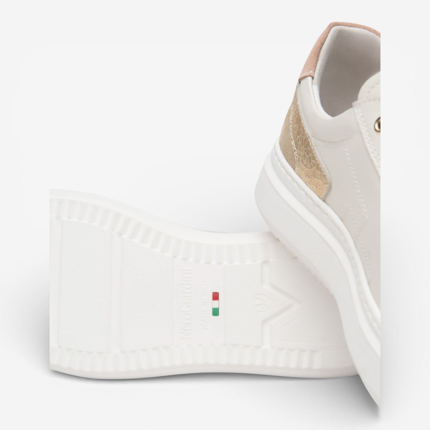 Nero Giardini | Sneakers in pelle con cerniera laterale