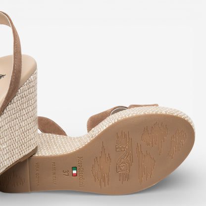 Nero Giardini | Sandalo con zeppa