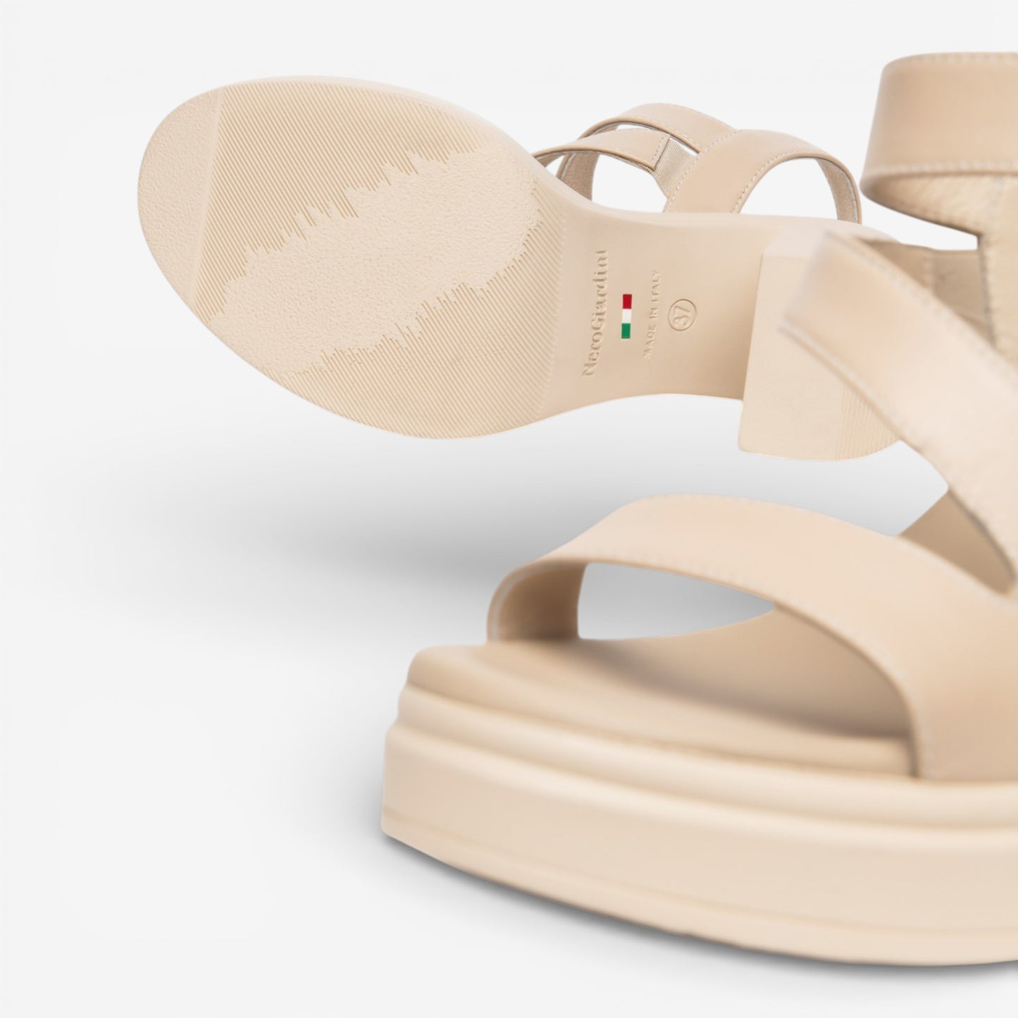 Nero Giardini | Sandalo Tamigi in pelle con tacco