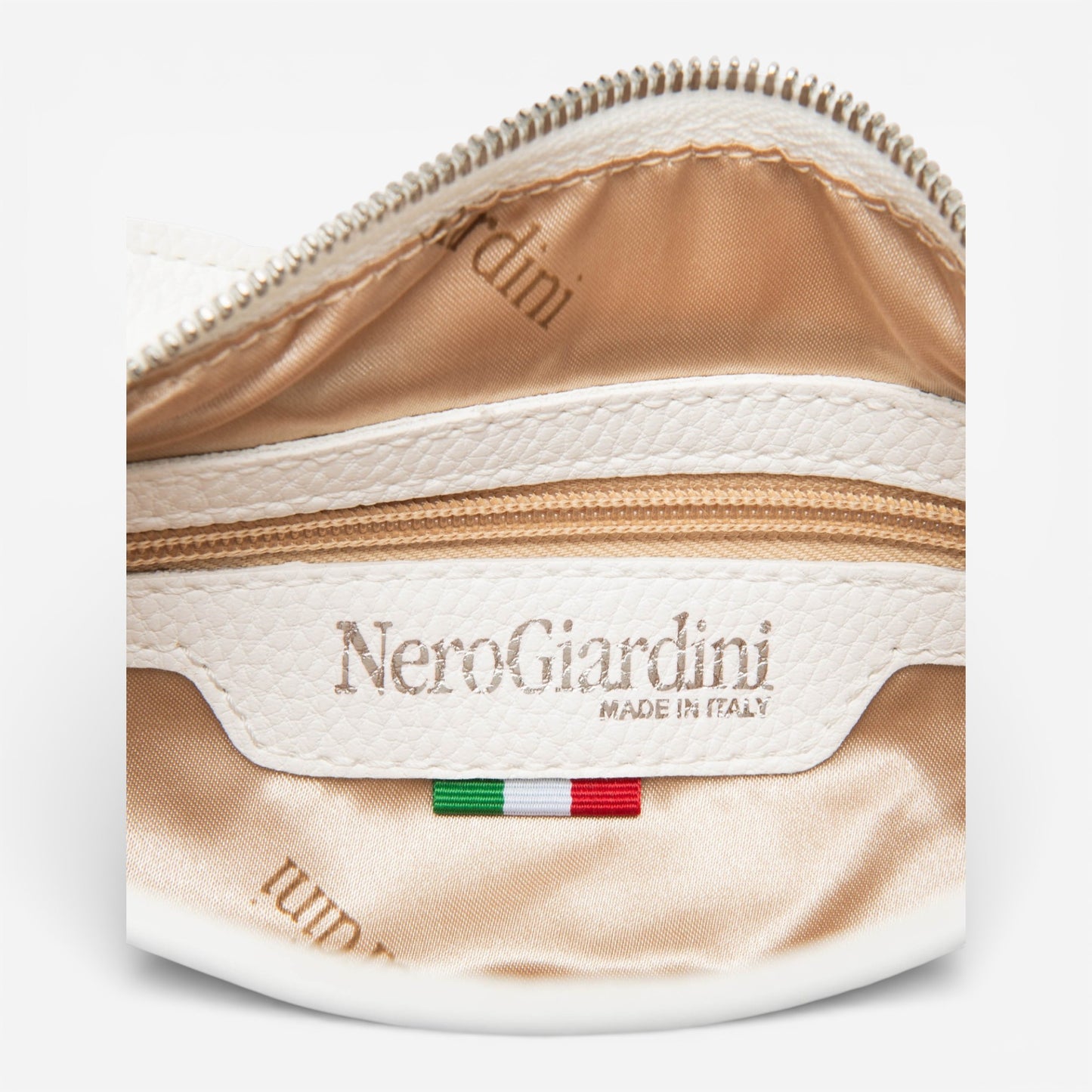 Nero Giardini | Borsa T.Gorgona con dettagli logati