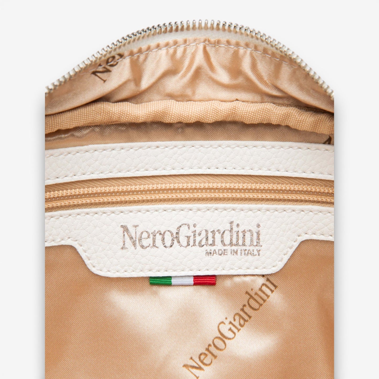 Nero Giardini | Borsa a tracolla con dettagli logati