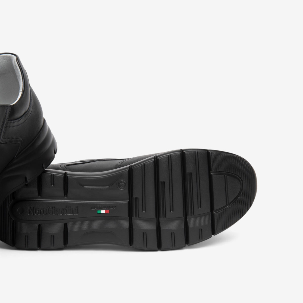 Nero Giardini | Scarpa stringata in pelle da uomo I601280U