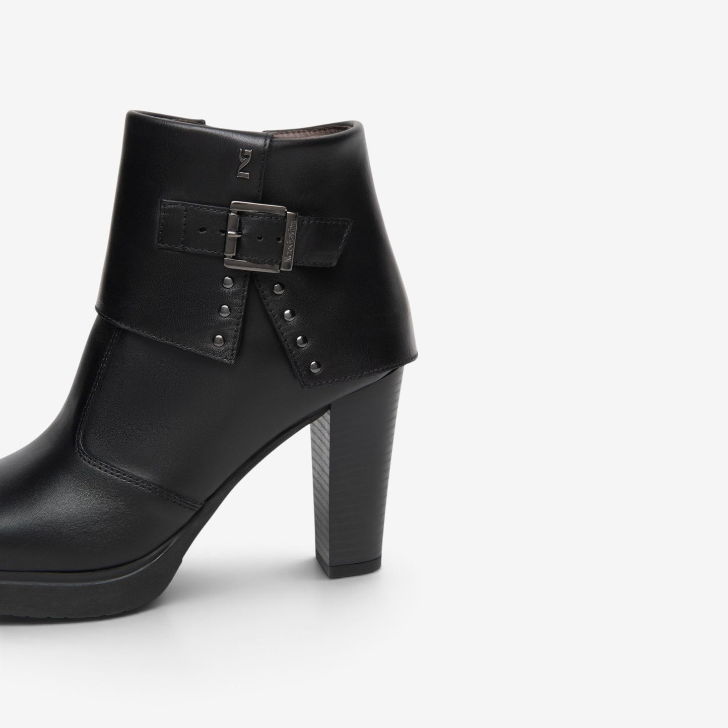 Nero Giardini | Stivaletti Altilia in pelle I617273D