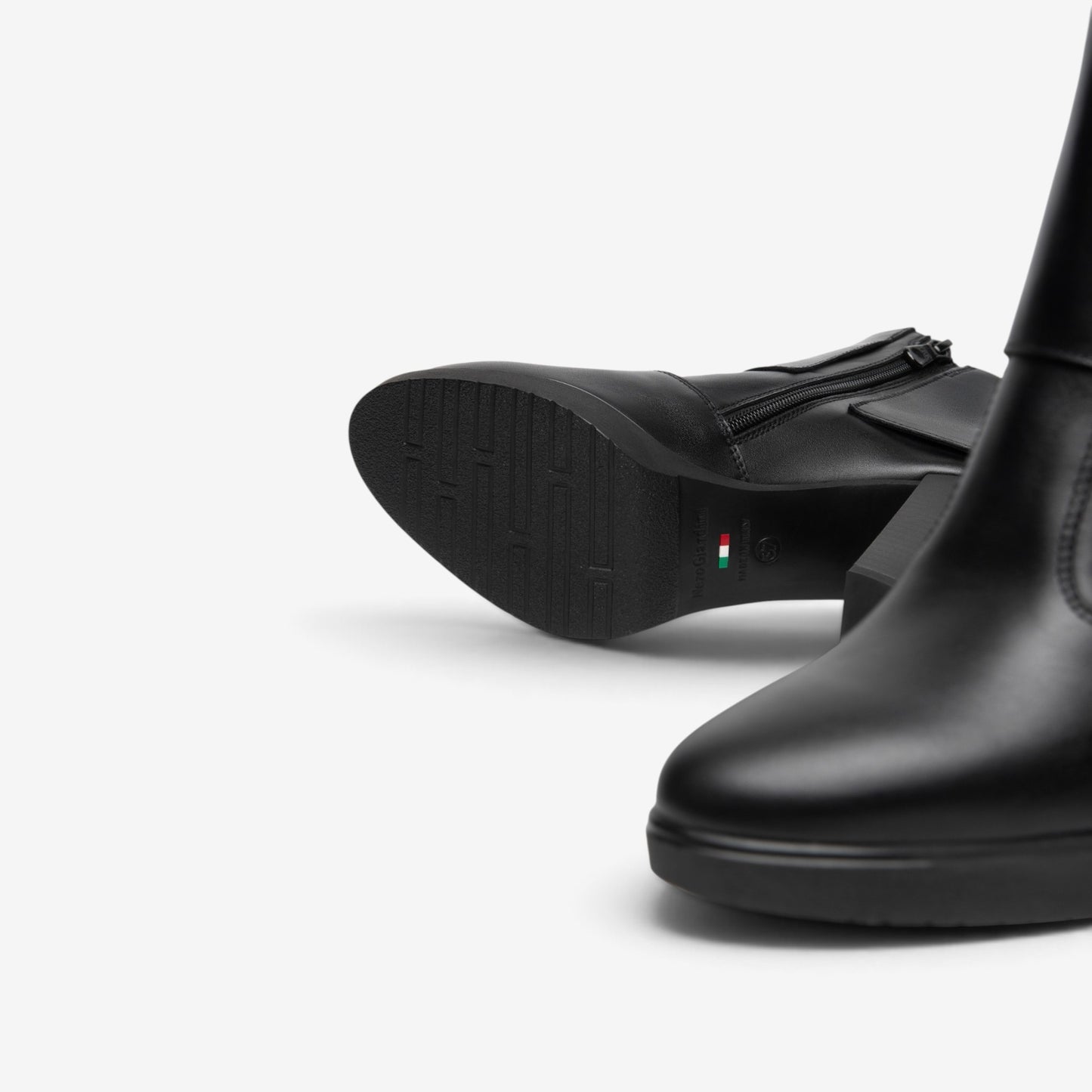 Nero Giardini | Stivaletti Altilia in pelle I617273D