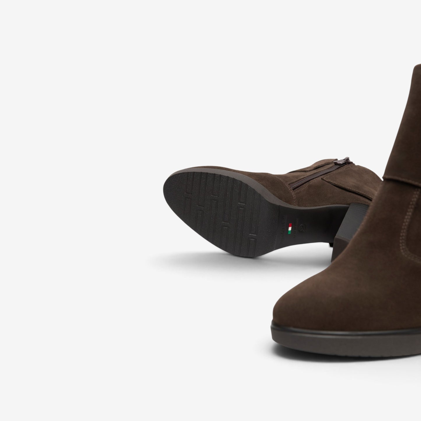 Nero Giardini | Tronchetto Arold Savana in pelle scamosciata I617274D