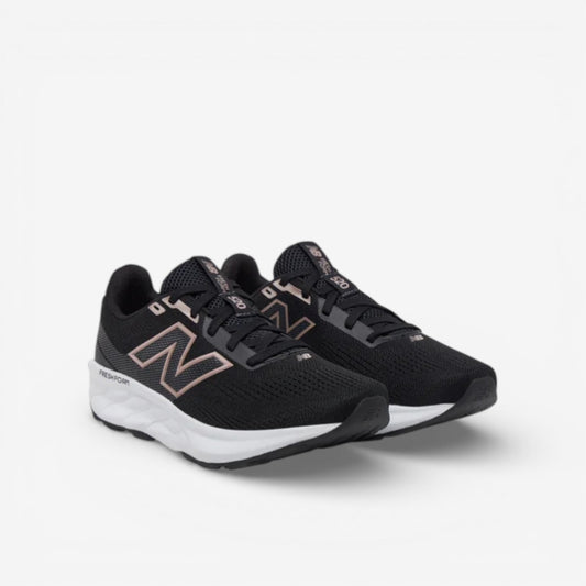 New Balance | W520LK9